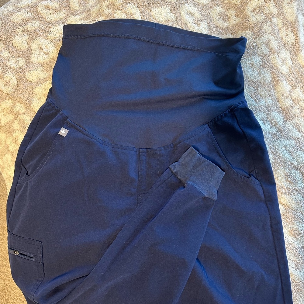 Figs S Navy maternity joggers